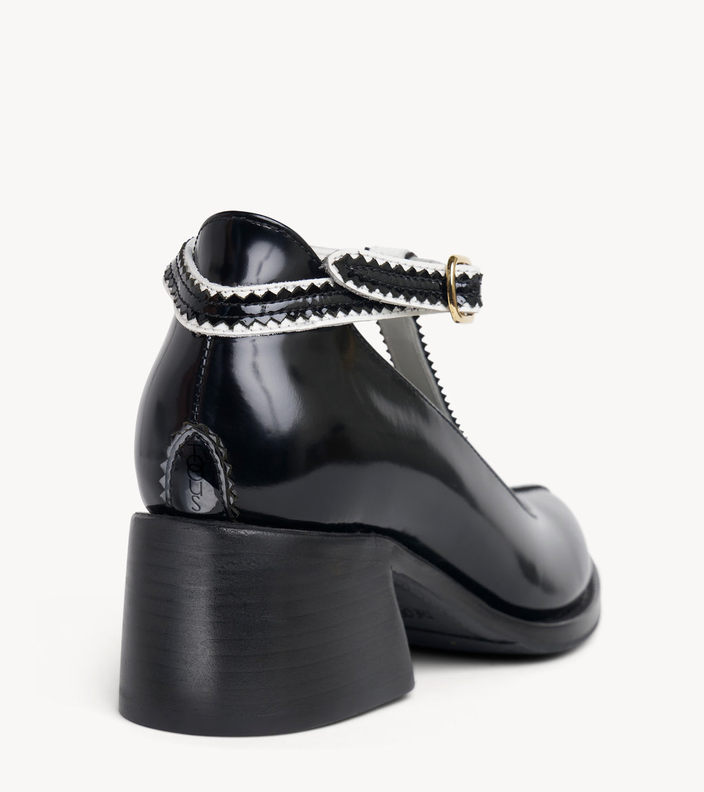 Miss Beverly Midheel