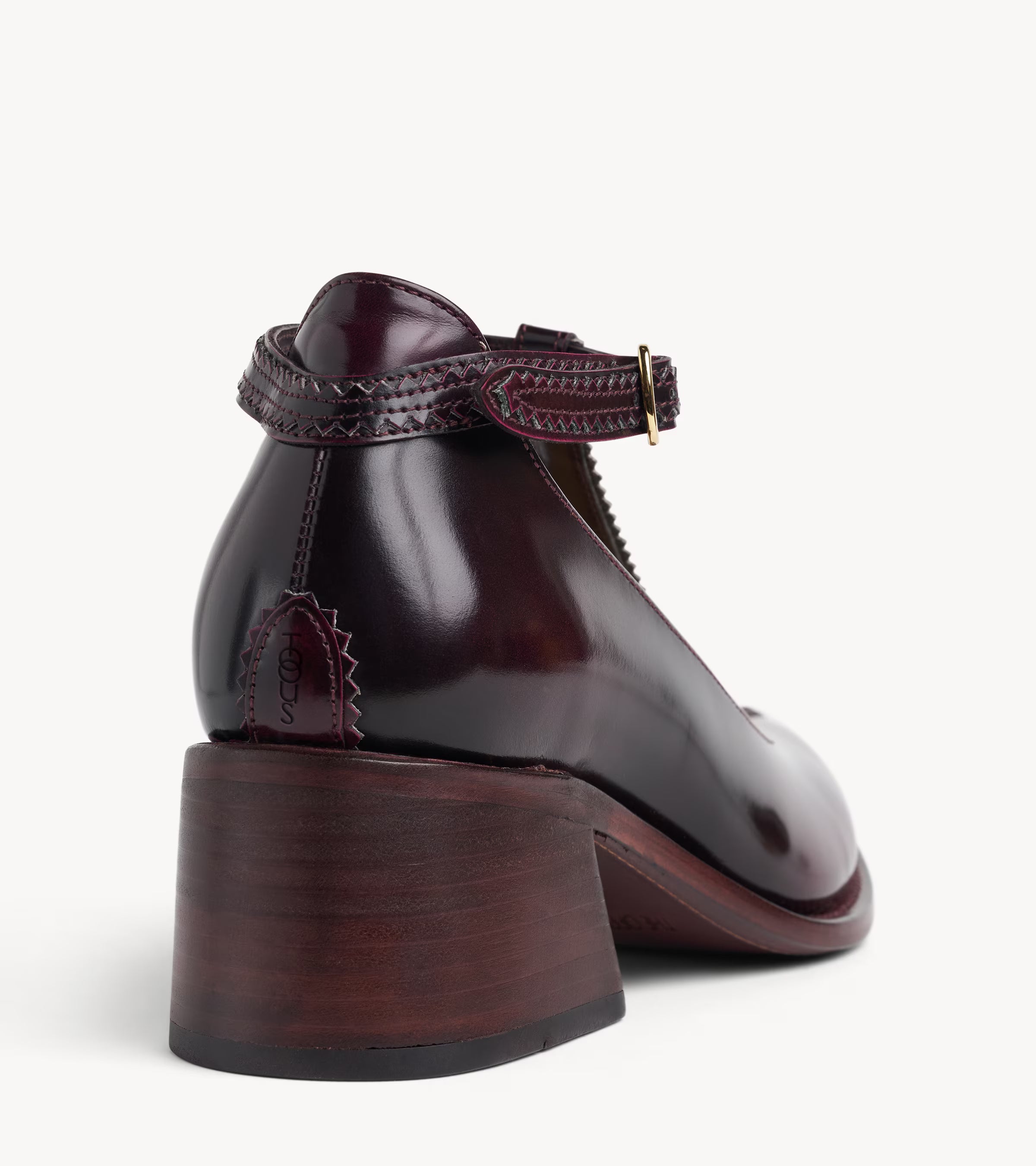 Miss Beverly Midheel