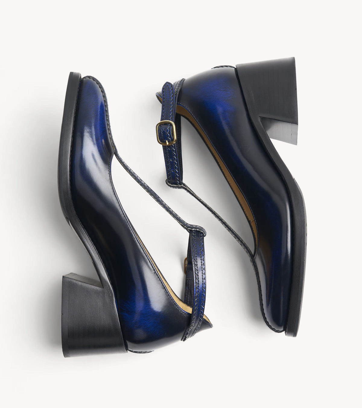 Miss Beverly Midheel