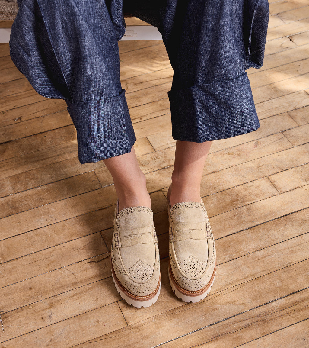Miss Emma Mule — close-up of the toe cap on the tan suede oxford