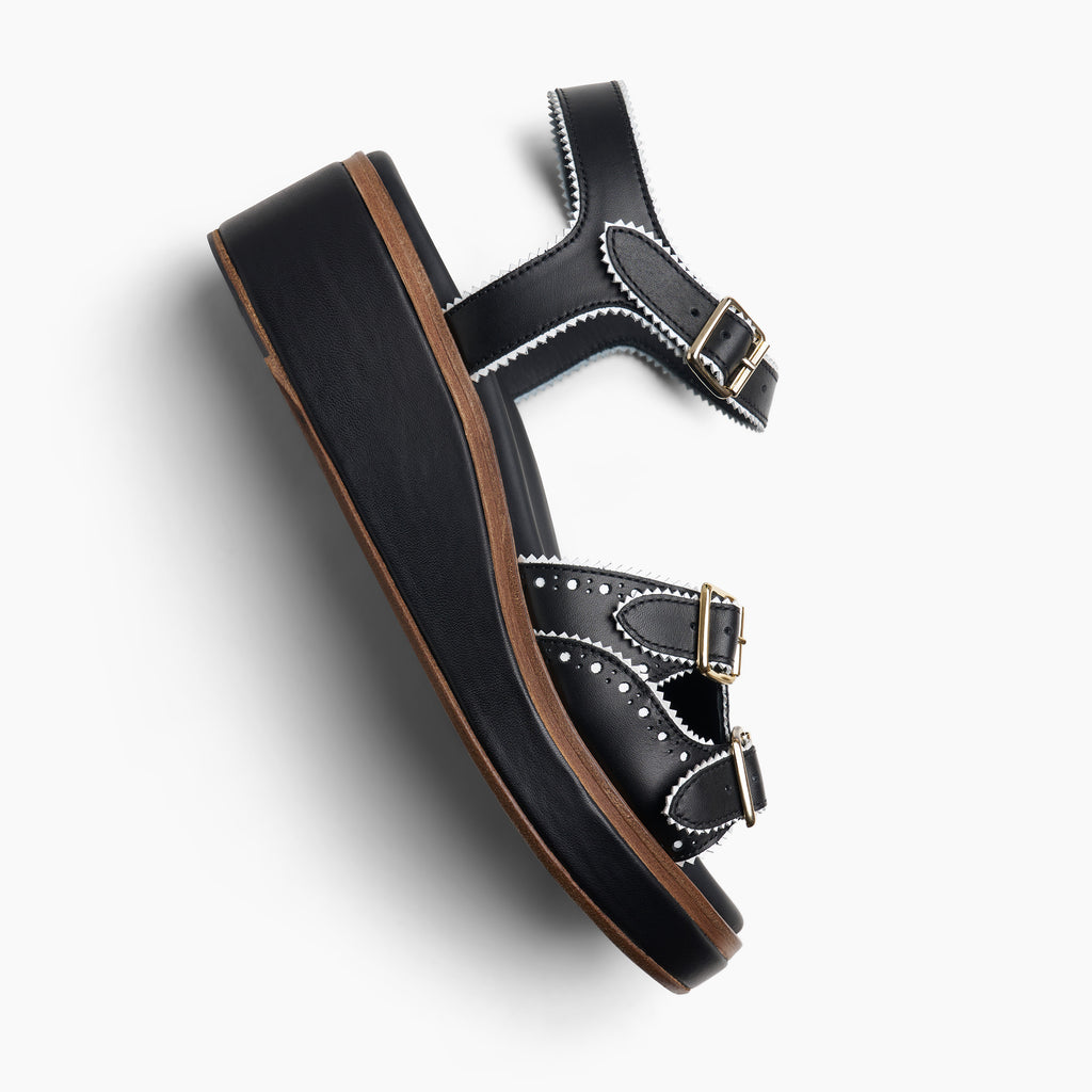 Miss Gia Sandal.