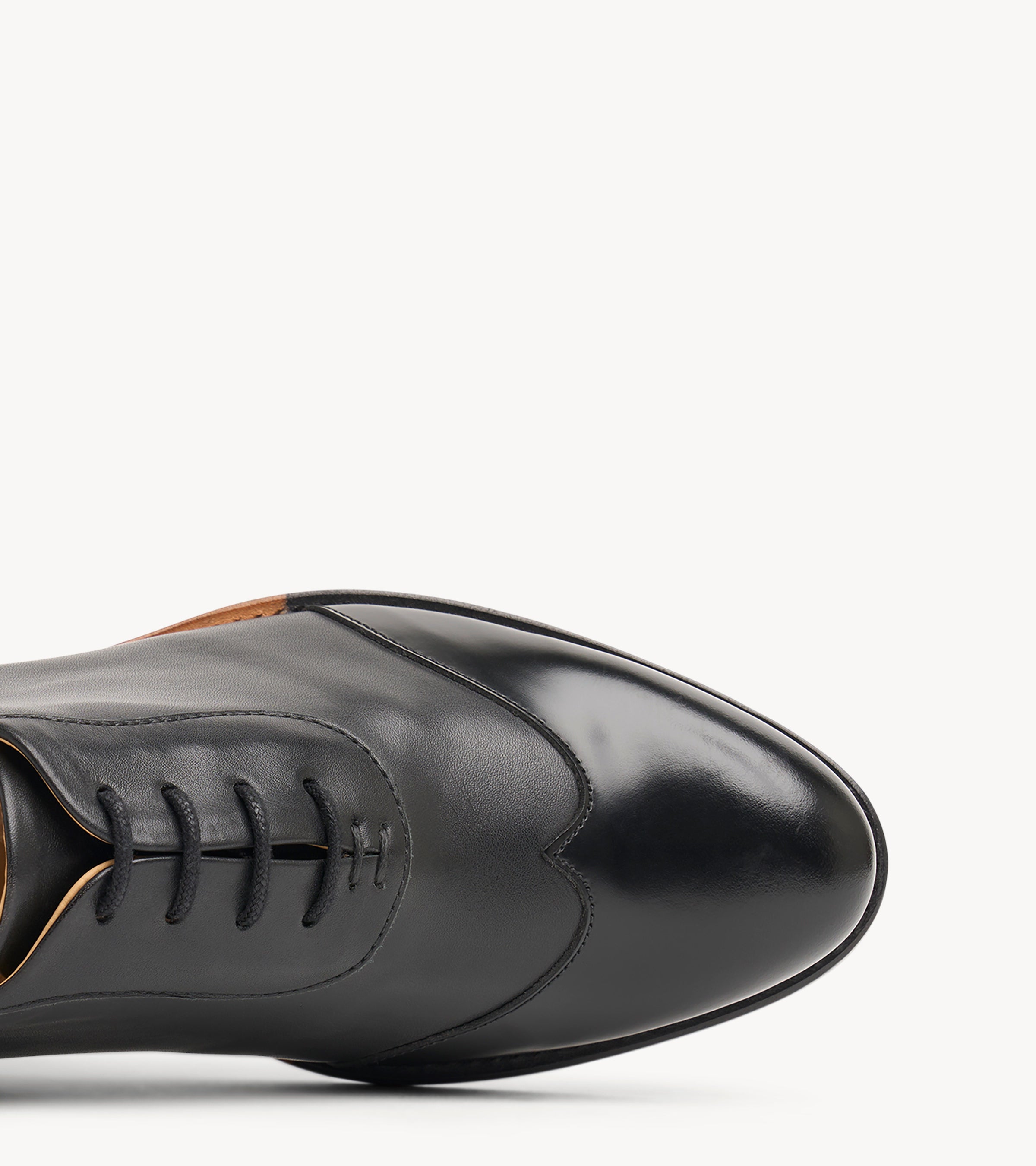 Mr. Evans Black Leather Women's Wingtip Oxford 36 (US 6)