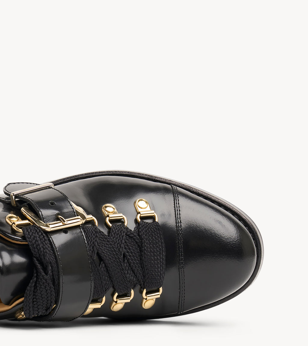 Mr. Logan Oxford