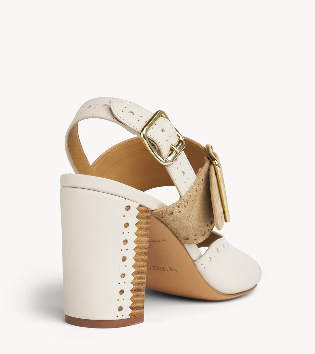 Ms. Nellie Sandal