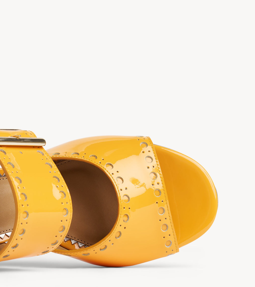 Ms. Nellie Sandal