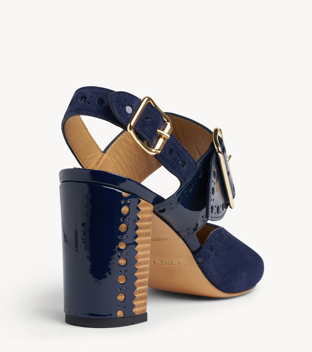 Ms. Nellie Sandal