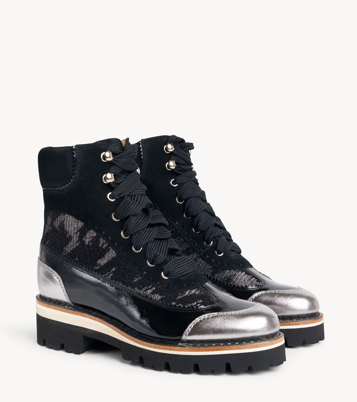 Ms. Renata Boot