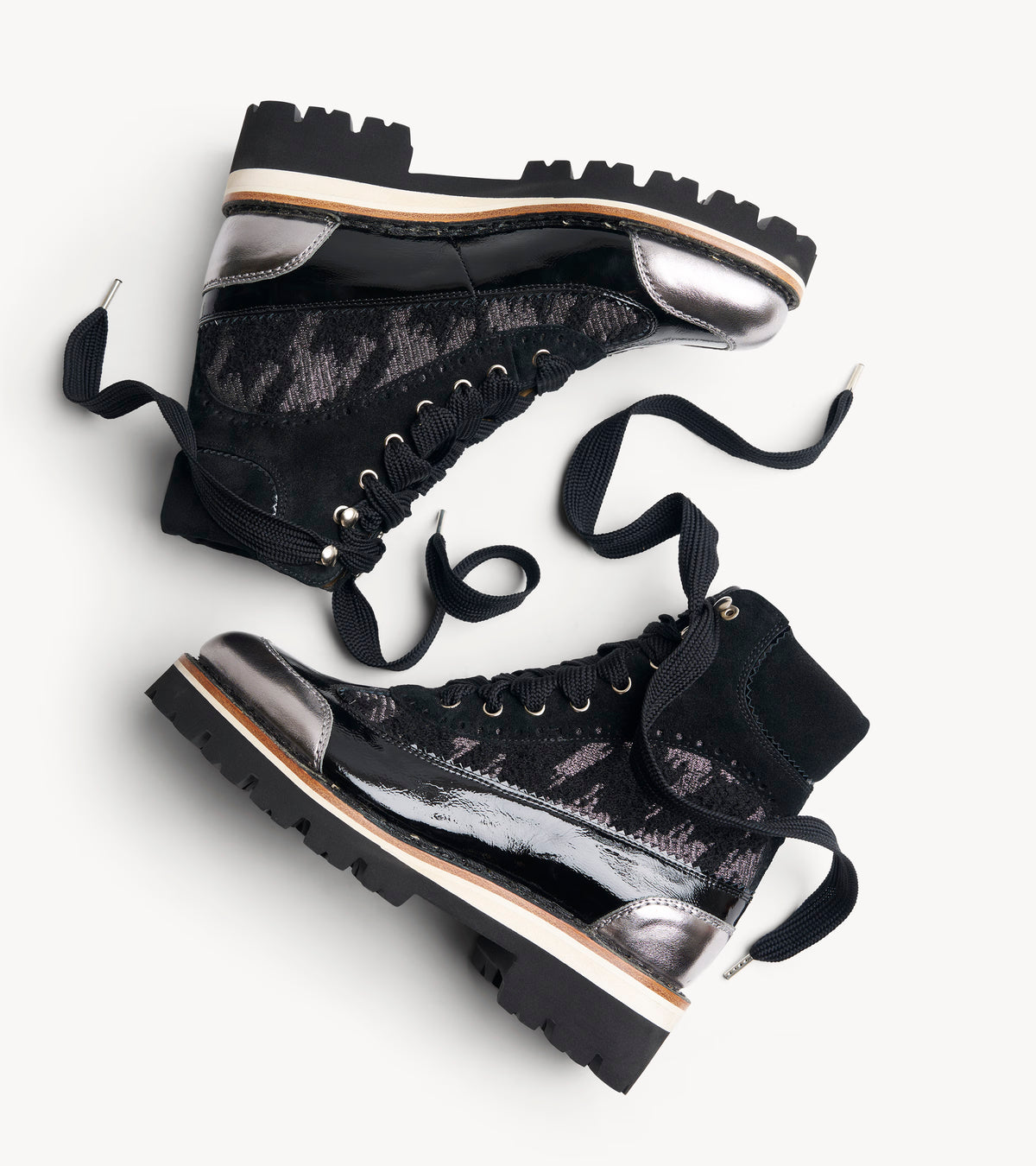 Ms. Renata Boot